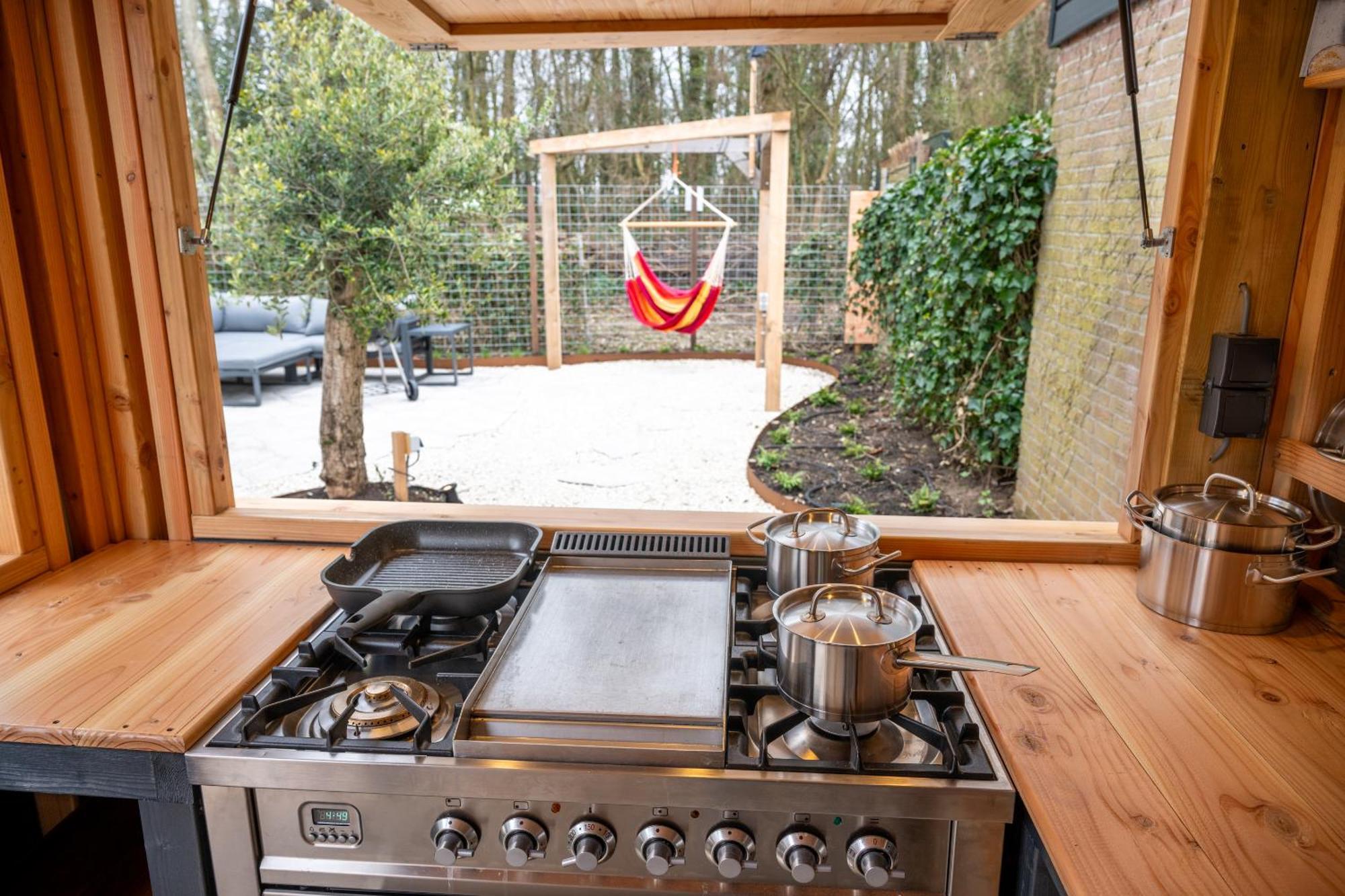 Kahakai Beach House - Unique Outdoor Kitchen - Next To Local Lake And 15 Min. The From Beach Noordwijkerhout Exterior photo